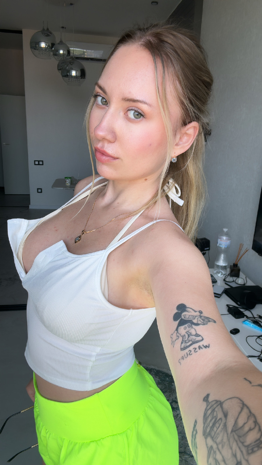 KateV in her underwear in Caracas