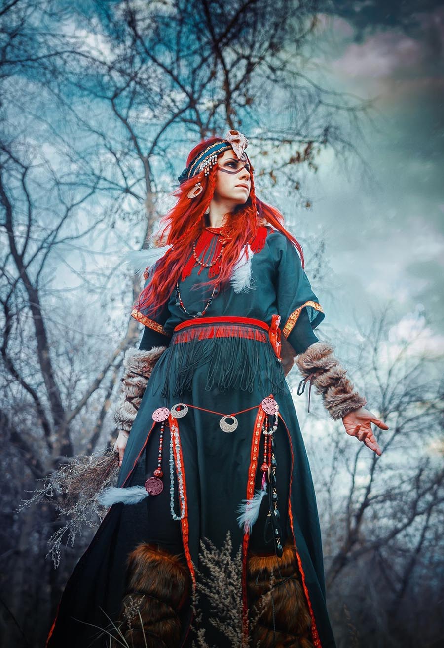 Girls in Slavic costumes underwear in Caracas