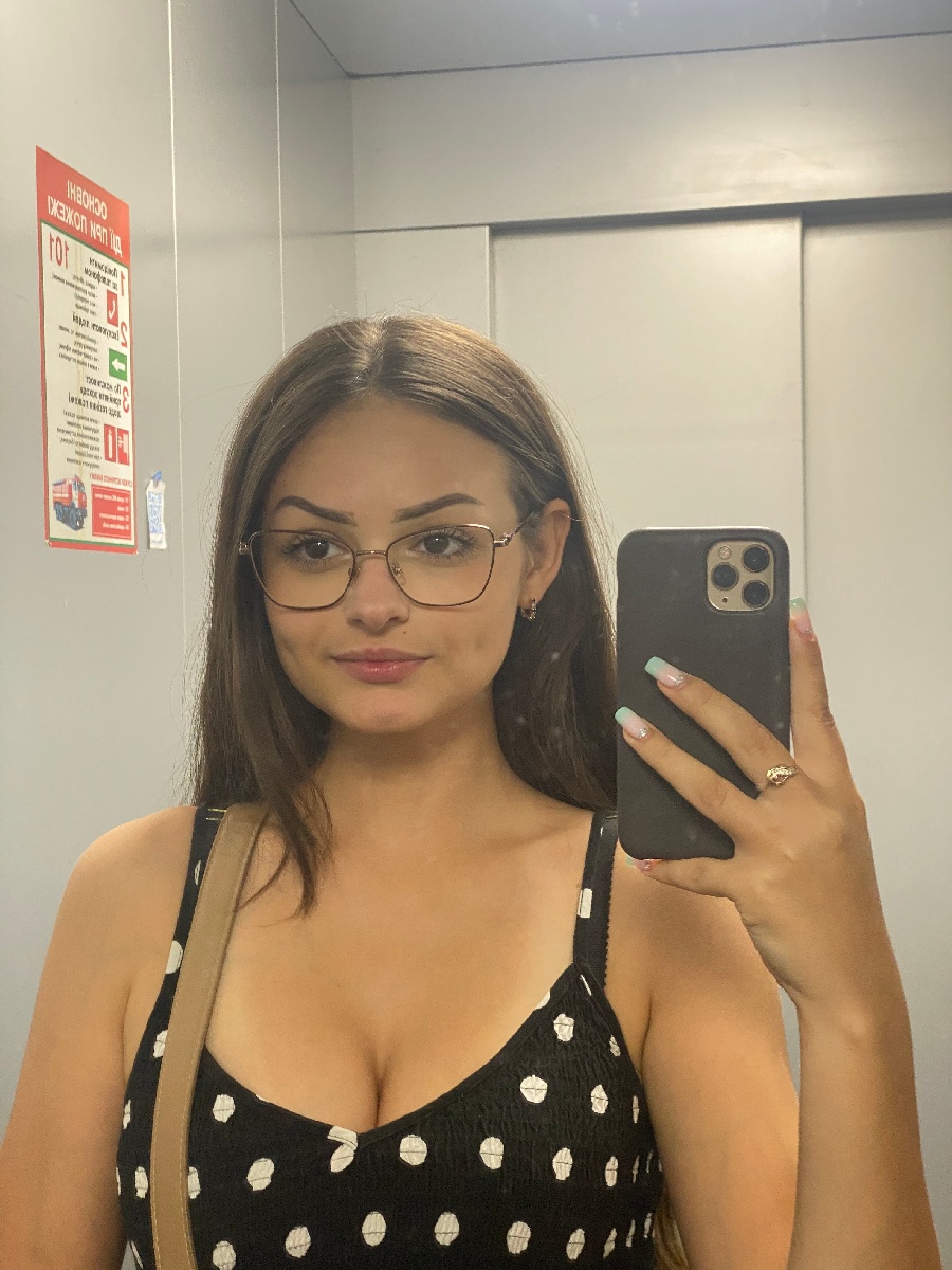 Sexy model Stacy in Caracas